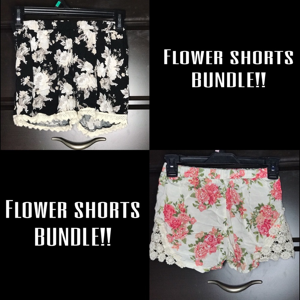 Floral shorts BUNDLE!!cream/black shorts!!